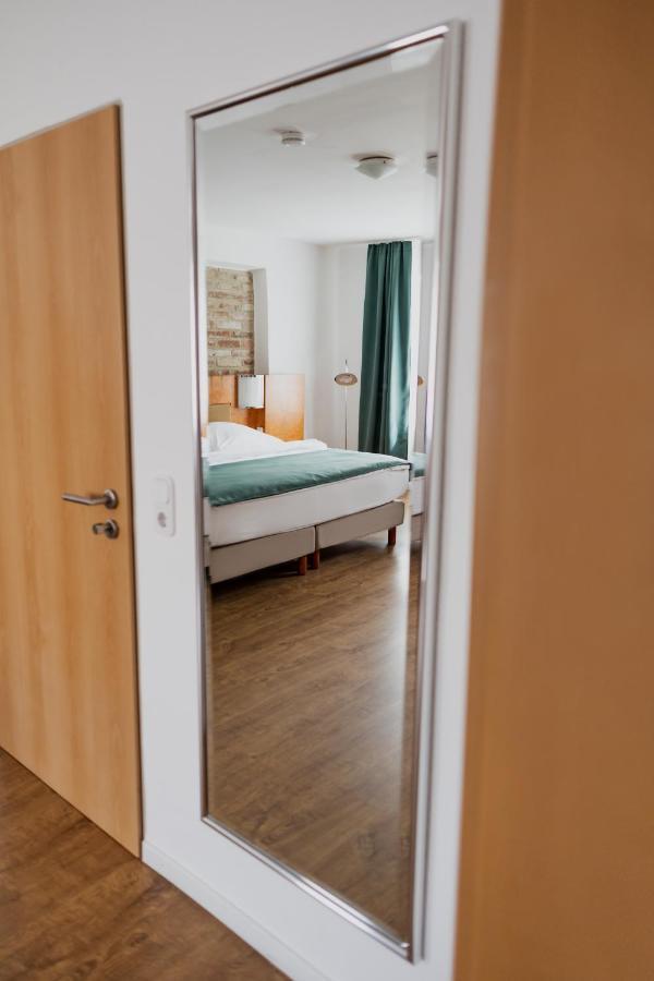 Hotel Cristallo Ландсхут Екстериор снимка